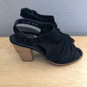 PAUL GREEN Stacked Heel Leather Sandals